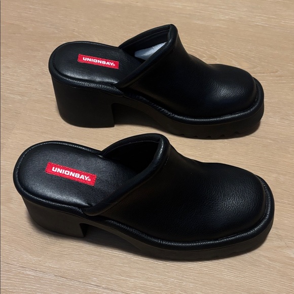 NIB Union Bay Black Amber Clog Lug Heel size 9 - Picture 4 of 6